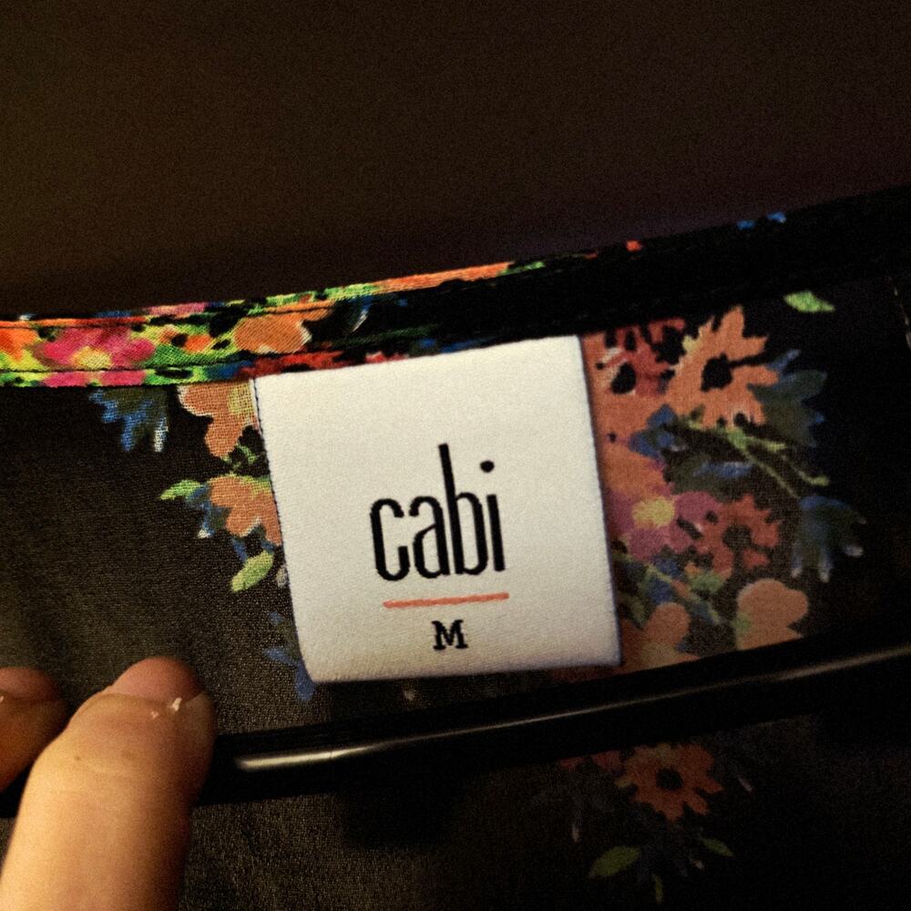 Cabi sheer floral blouse size medium - Picture 5 of 6
